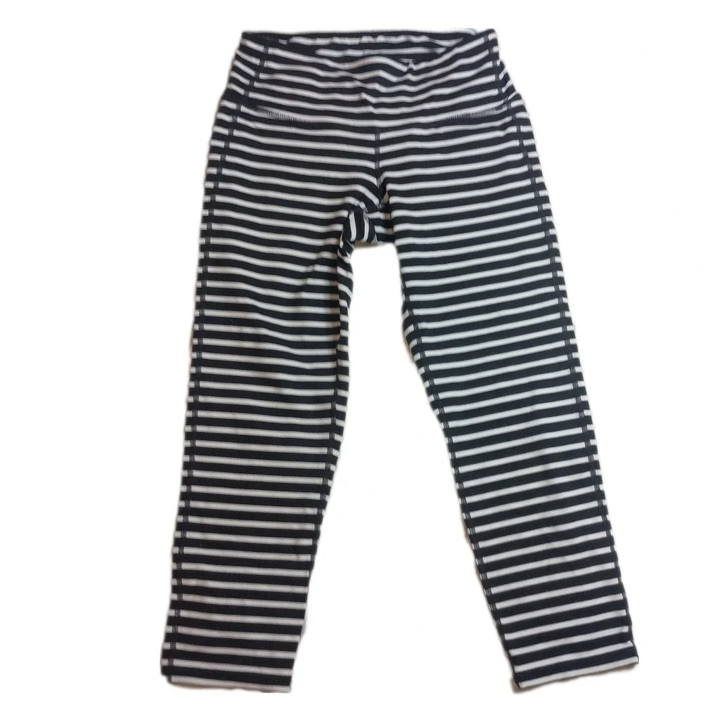 Athleta‎ Stripes Chaturanga Capri Leggings SKU530